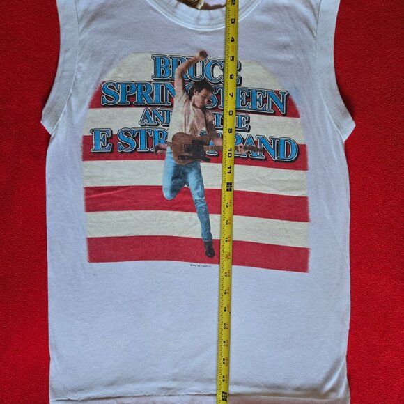 Vintage Bruce Springsteen Sleeveless T-Shirt from the Born in the USA Concert - Picture 5 of 10